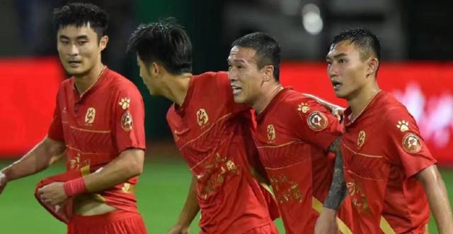 OD体育入口-无奈之举还是摆烂？淄博蹴鞠因人员不足弃赛被判负